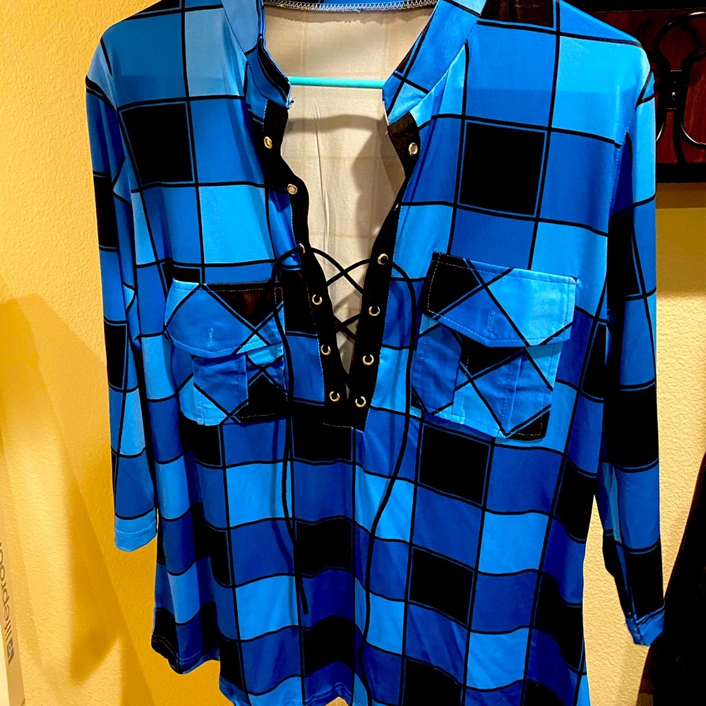 Women’s 3/4 sleeve dress shirt XL
